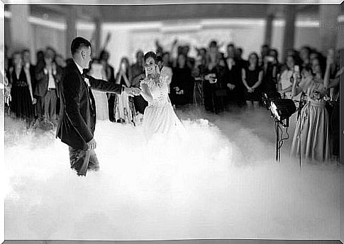 couple having their first dance together