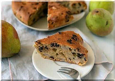 A step-by-step recipe for pear mushroom cake