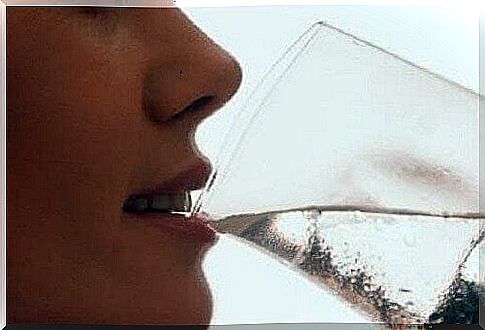 Avoid drinking cold water after a meal