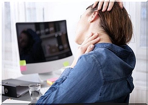 Woman with neck pain