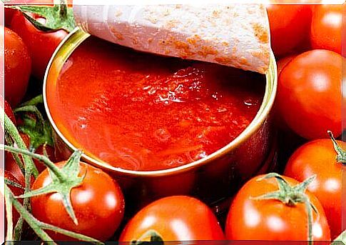 Tomato puree