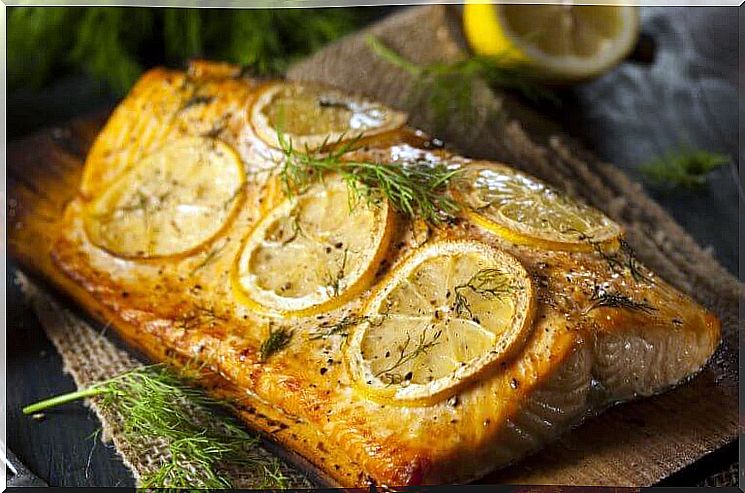 Salmon with lemon